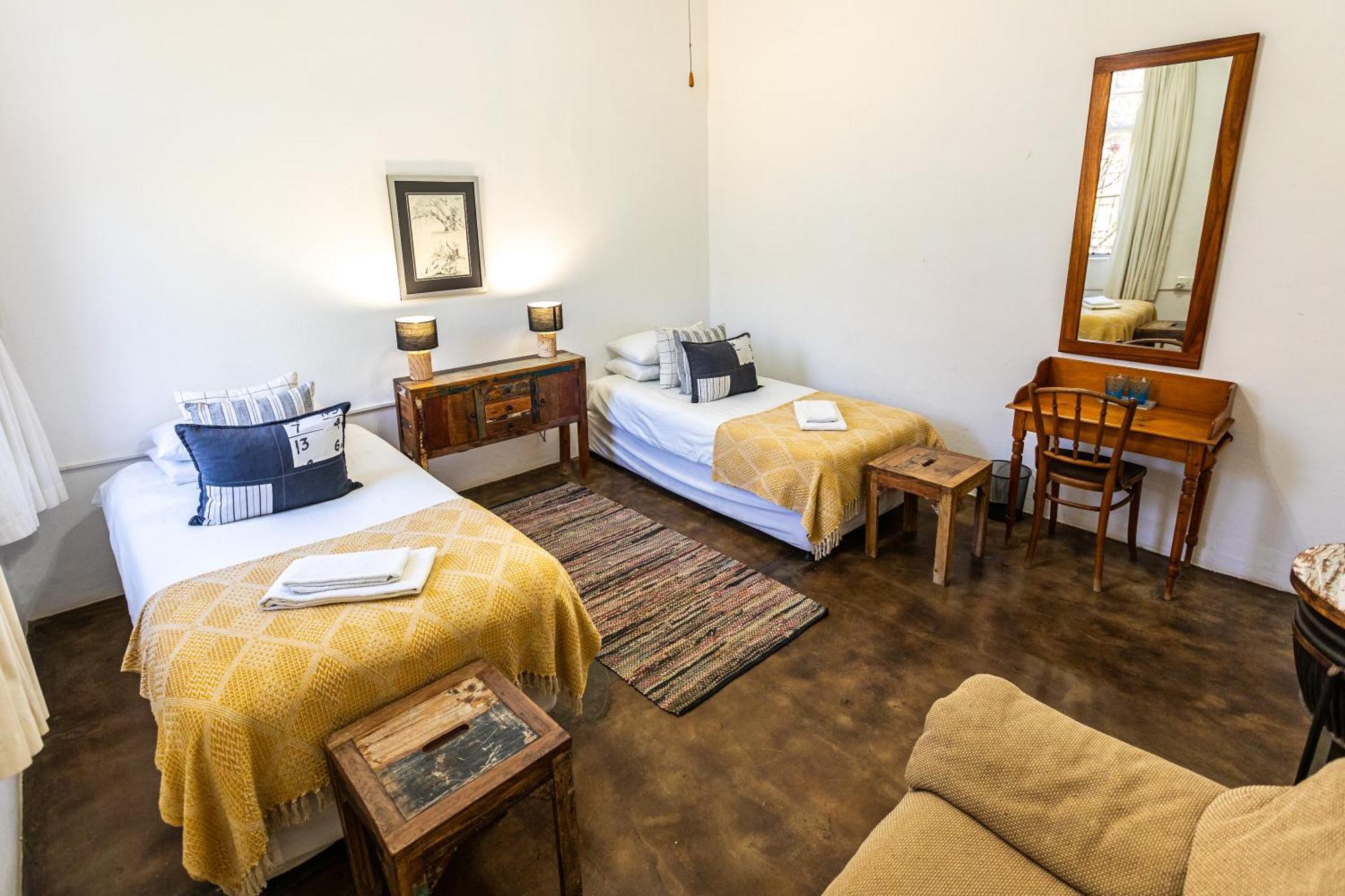 Hh 820 Accomodation Grootfontein Bagian luar foto
